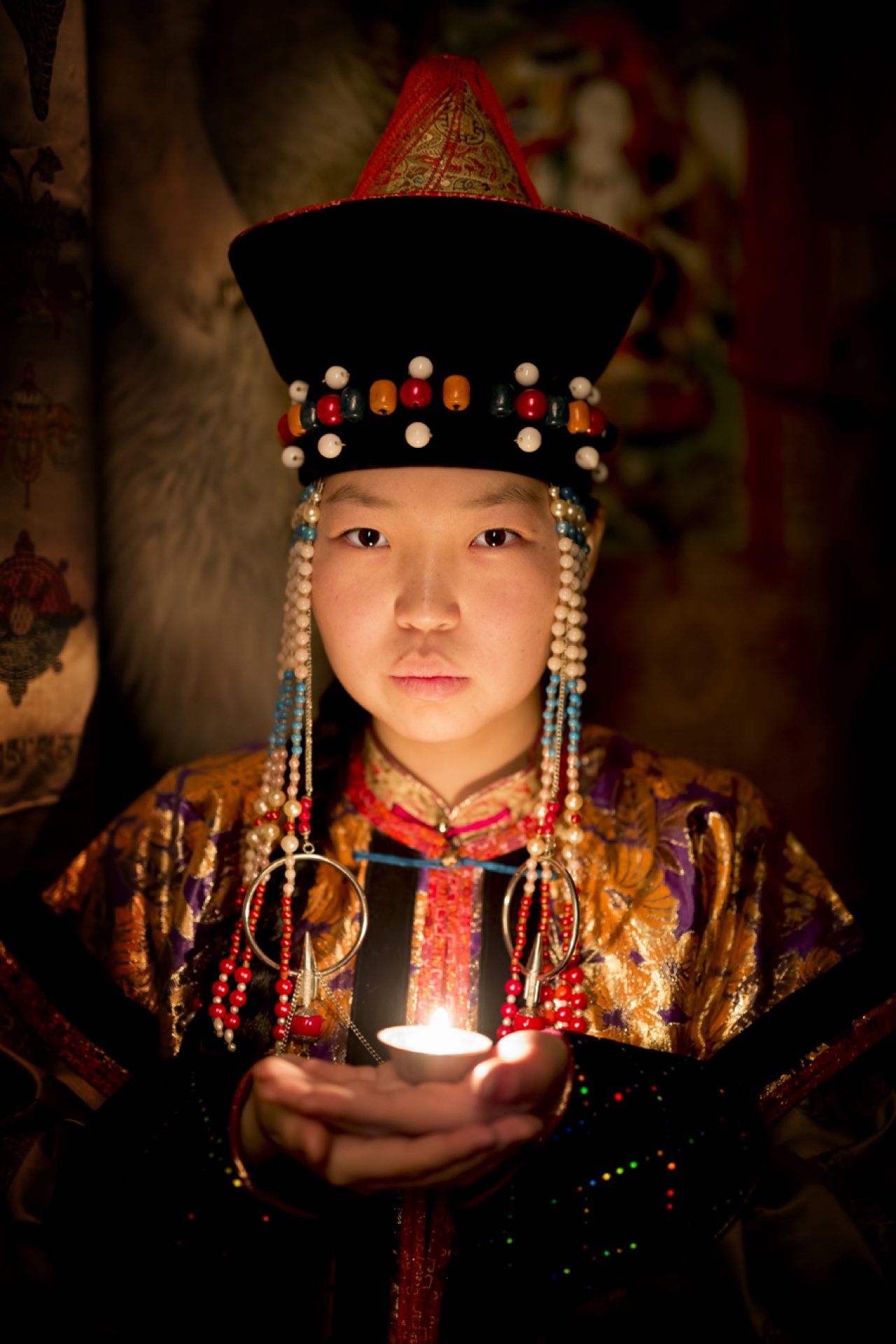 Буряты являются представителями этнических монголов. Их традиции и язык очень похожи. Они одни из немногих, кто практикует буддизм в России. Фото: © Alexander Khimushin / The World In Faces