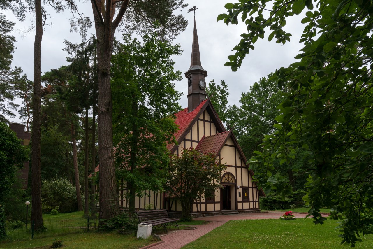 © Ula Ulachka/ shutterstock