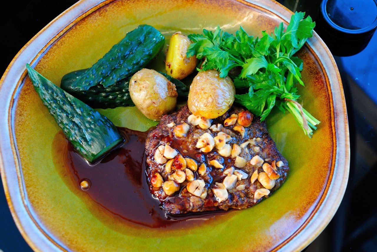 © Nina Alizada/Shutterstock